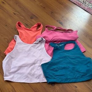 Vibrant Women's Workout Tops LOT of 4